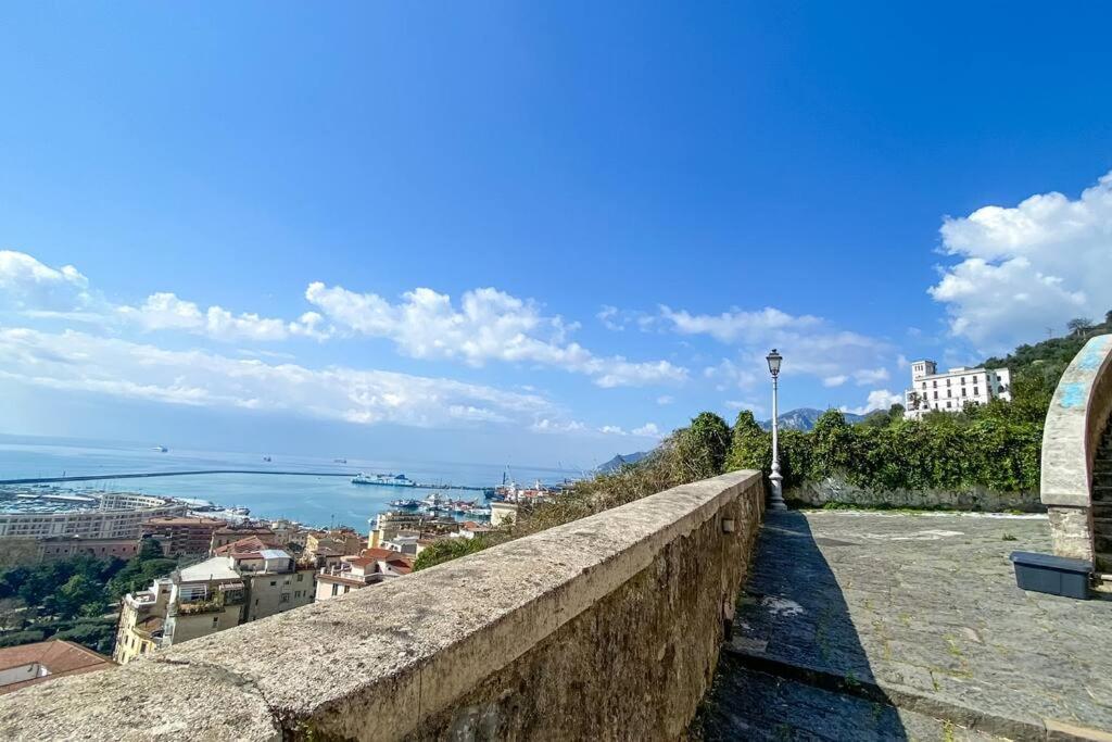 Ferienwohnung Le Scale Salerno Exterior foto