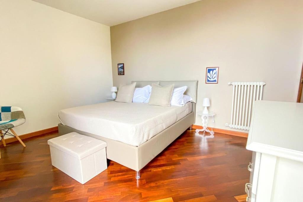 Ferienwohnung Le Scale Salerno Exterior foto